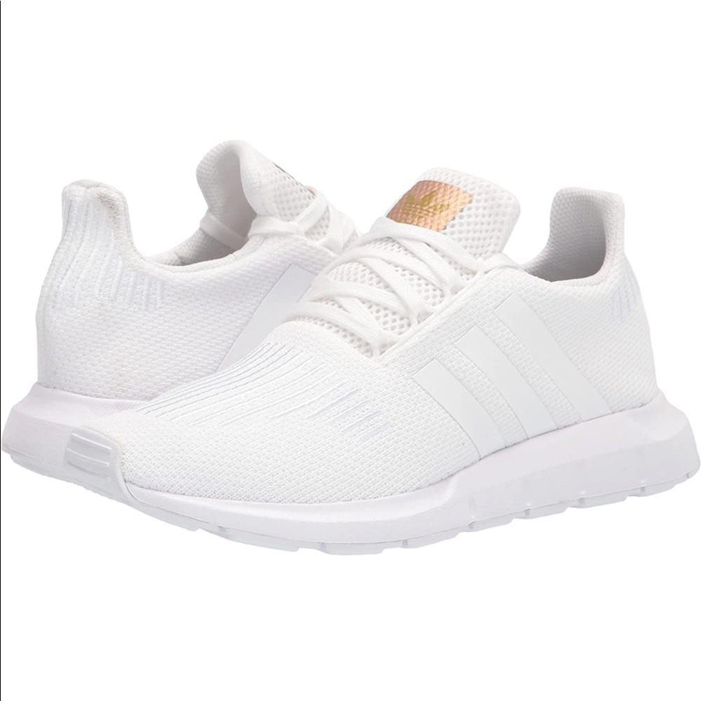 NWT adidas Originals Women's Swift Running Shoe